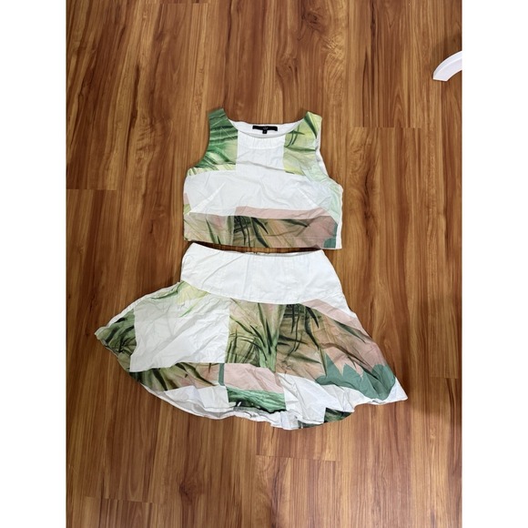 Tibi Dresses & Skirts - Tibi White Foliage Print Vacation Mini Skirt & Tank Top Set Size 0 Exotic Beach